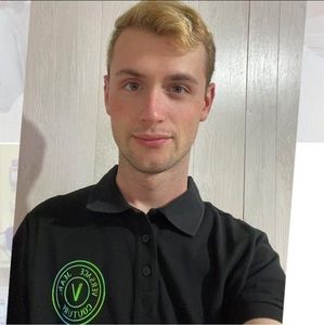 Meet your Posher, Zane